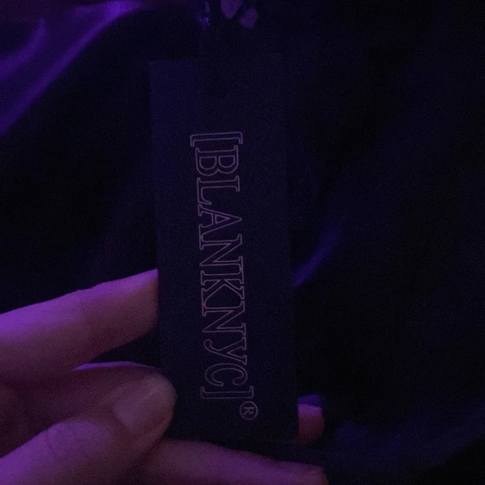 BLANKNYC genuine suede skirt in grey - Picture 5 of 5